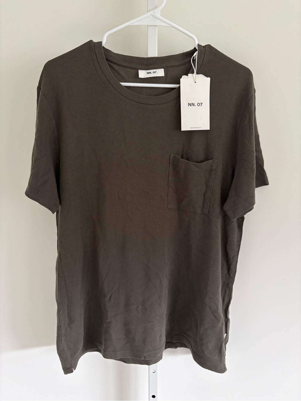NN.07 Clive Tee 3323 Waffle Knit Pocket T Shirt Men’s Medium NWT